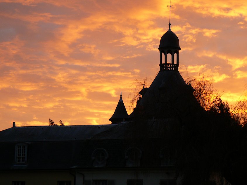 Le Donjon de Ste Genevieve-des-Bois: Le Donjon 127